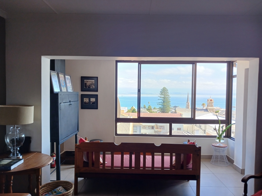 To Let 2 Bedroom Property for Rent in Mossel Bay Central Western Cape